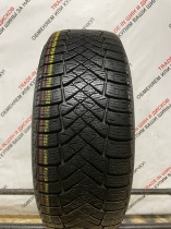 Pirelli Ice Zero R16 215/60