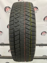 Bridgestone Blizzak  DM-8 R16 215/70 100Q