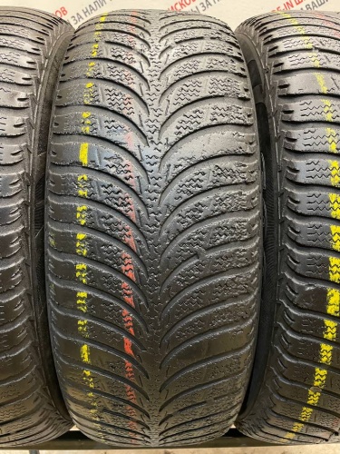 Goodyear UltraGrip ice + R15   195/65