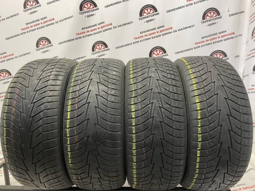 Hankook Winter I'Cept iZ 2 W616  R17 215/50
