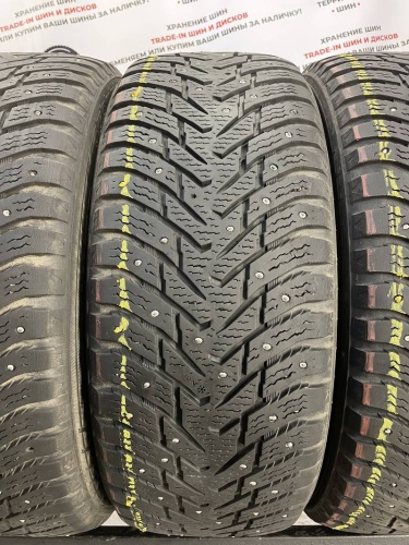 Nokian Tyres Hakkapeliitta 8 SUV  R17 235/60