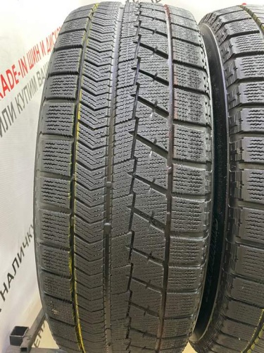 Bridgestone Blizzak VRX  R16 215/65