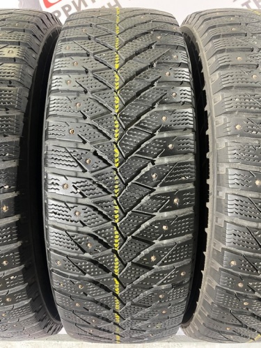 Triangle IceLink Trin PS01 R16 215/70