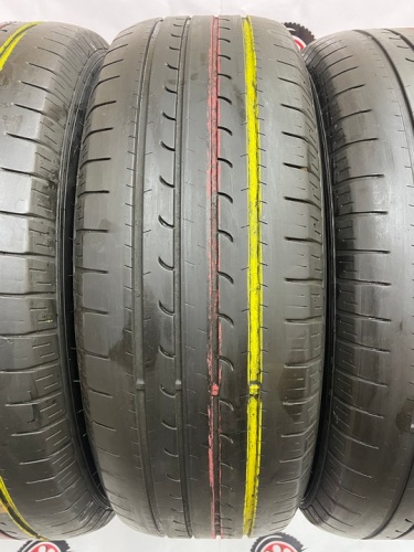 GoodYear EfficienGrip SUV 4X4 R17 215/60 H96