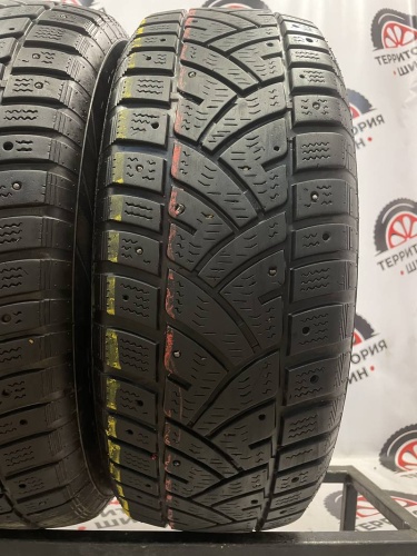 Cooper Weather-Master S/T 3  R16 205/60