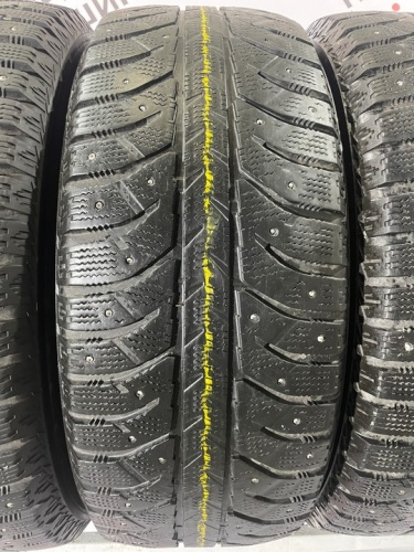 Bridgestone Ice Cruiser 7000 R17 235/60