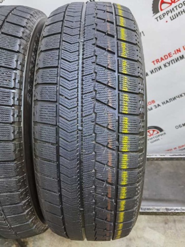Bridgestone Blizzak VRX R17 225/60
