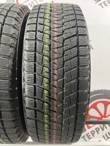 Bridgestone Blizzak DM-V1 R16 215/65