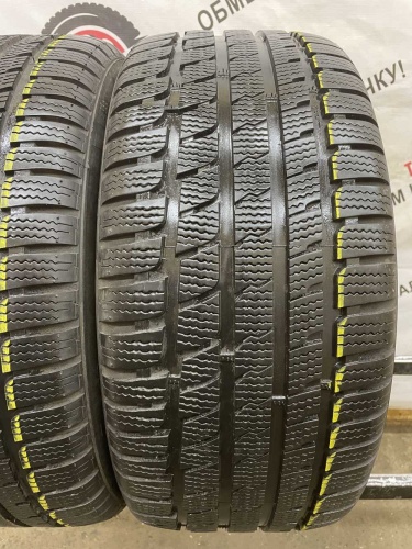 Kumho WinterCraft KW27 R17 245/45 99V