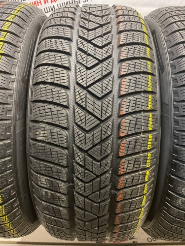 Pirelli Scorpion Winter RFT R19	255/50