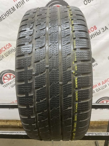 Kumho i*Zen KW 27 R19 245/40 98V