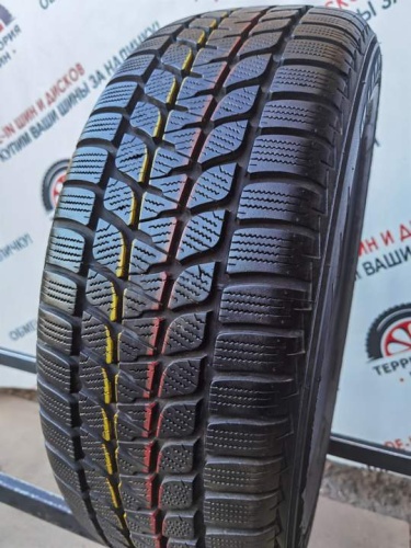 Bridgestone Blizzak LM-25 R17 215/60