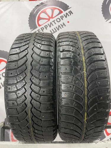 Bridgestone Blizzak Spike-01 R17 215/60