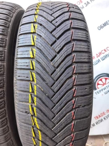 Michelin Alpin6 R16 215/65