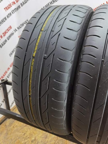 Bridgestone Turanza T001 R17 225/55