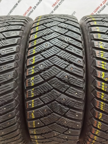 Goodyear Ultragrip Ice  R17 215/65