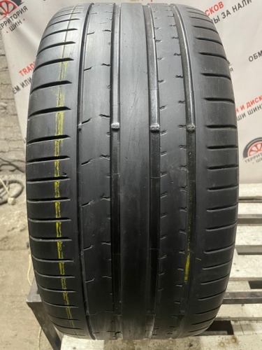 Pirelli P Zero PZ4 R20 255/30