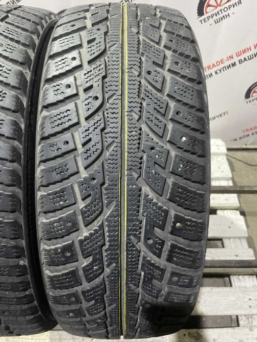 Kumho I'Zen RV Stud KC16 R17 225/60