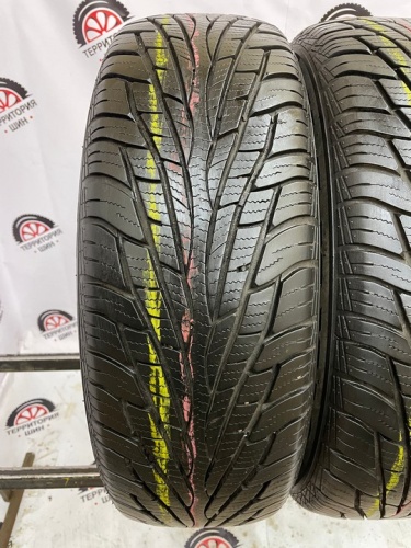 Maxxis Victra SUV R17 215/60 96H