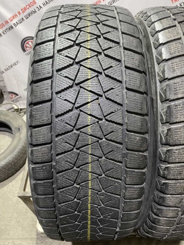 Bridgestone Blizzak DM-V2 R18 245/60