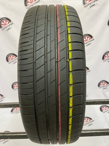 Goodyear Efficient Grip Perfomance R17 215/60 H100