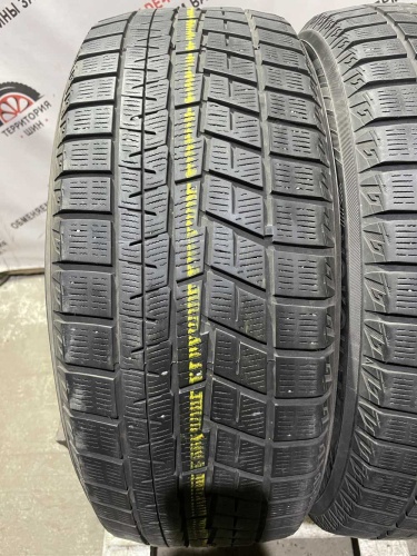 Yokohama Ice Guard IG60 R18 215/50