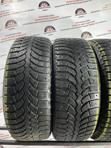 Bridgestone Blizzak Spike-01 235/60 R18