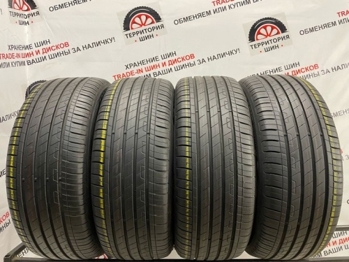 Goodyear EfficientGrip Performance R17 215/55 94V