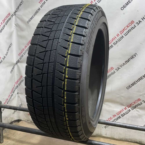 Bridgestone Blizzak Revo GZ R18 245/45