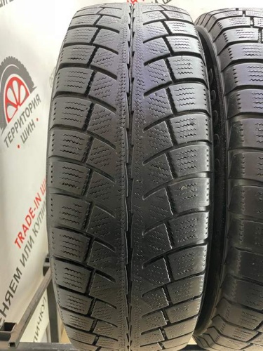 Durun D2009 R16 215/70