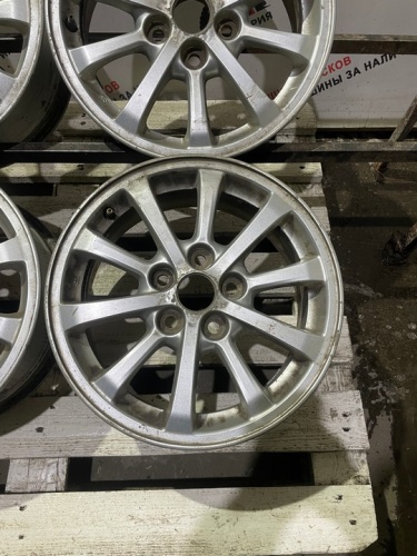 Диски литые Митсубиси оригинал R16 5x114.3 ЦО67.1 ЕТ45