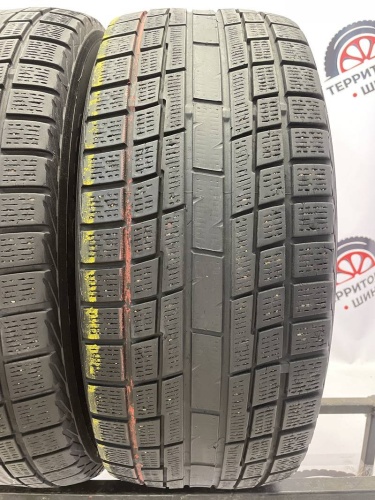 Yokohama IceGuard IG30  R16 205/55