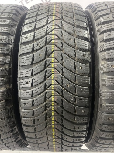 Michelin X-Ice North 3 R16 215/60