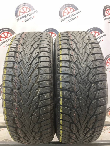 ZMAX Winternova Stud III R16 245/70