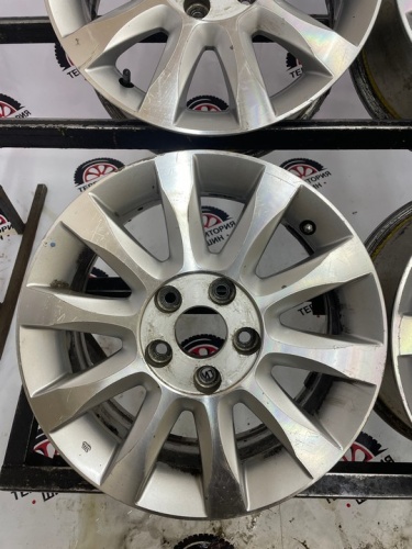 Литье Нисан R16 5*114.3 ЕТ50 6j ЦО66