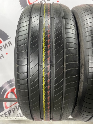 Michelin Primacy 4 R19 235/50