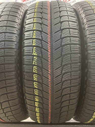 Michelin X-Ice 3 R16 215/60