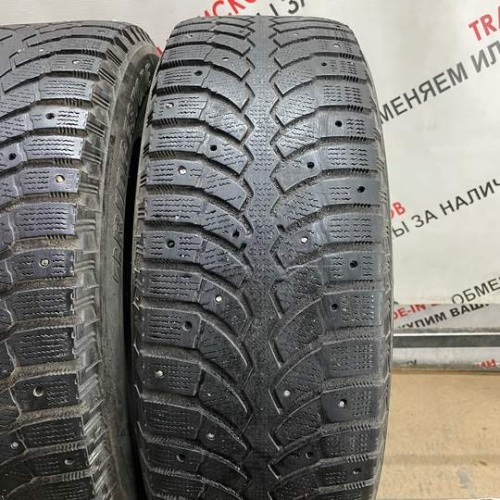 Bridgestone Blizzak Spike 01 R15 205/65