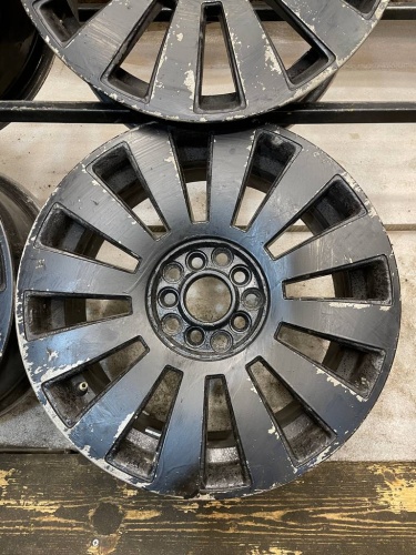 Литье Ауди А6 R16 5*112 7J ET37 цо57.1