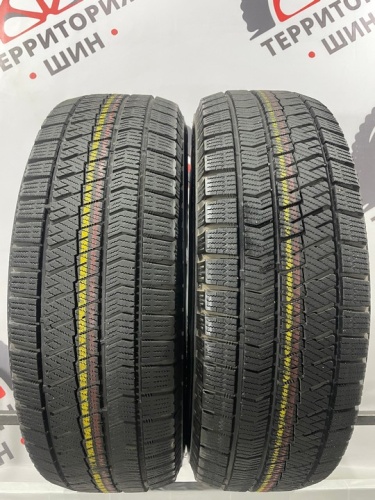 Bridgestone Blizzak VRX2 R16 215/65