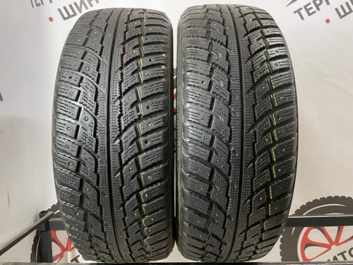 Kumho IZen RV Plus R17 225/65