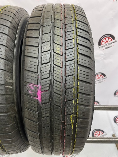 Michelin X LT A/S R17 225/65