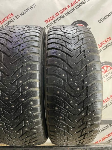 Nokian HKPL8 R16 215/65