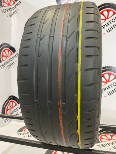 Bridgestone Potenza S001 R16 225/50