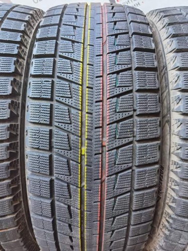 Bridgestone  Blizzak Revo2 R17 215/55