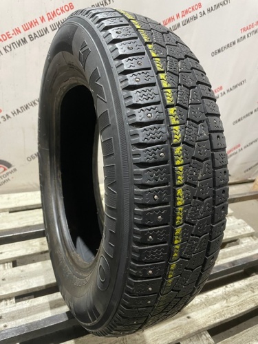 Kumho I'Zen Stud Snow KW11 R14 175/70