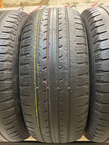 Goodyear EfficientGrip SUV 4x4 R17	235/65