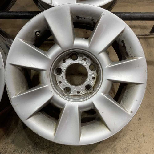 Литые диски BMW IS 20