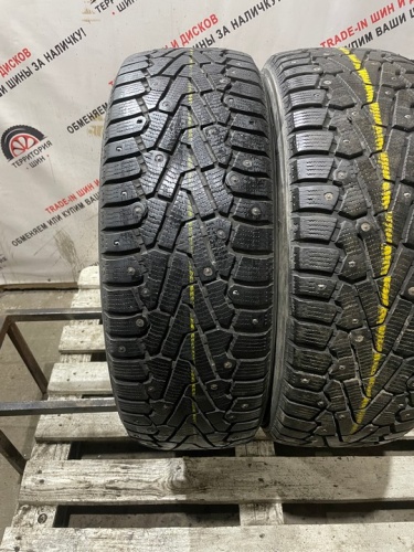 Pirelli Ice Zero R17 215/65