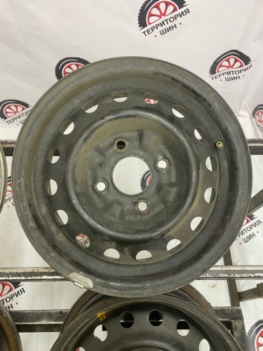 Штампы Ниссан R14 4*114.3 ЦО66.1 ЕТ35 6J